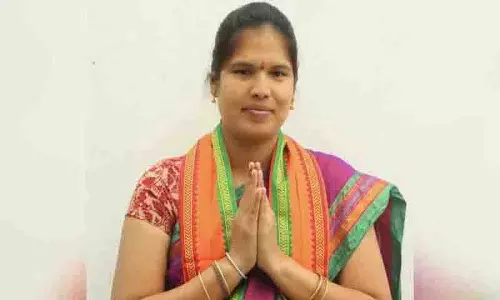 Narayanpet नगर पालिका में मौसी ने बहू को हराया Narayanpet नगर पालिका में मौसी ने बहू को हराया