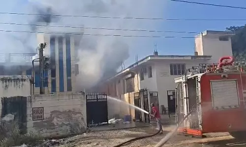 Rajasthan fire tragedy: VP राधाकृष्णन, PM मोदी ने जानमाल के नुकसान पर दुख जताया Rajasthan fire tragedy: VP राधाकृष्णन, PM मोदी ने जानमाल के नुकसान पर दुख जताया