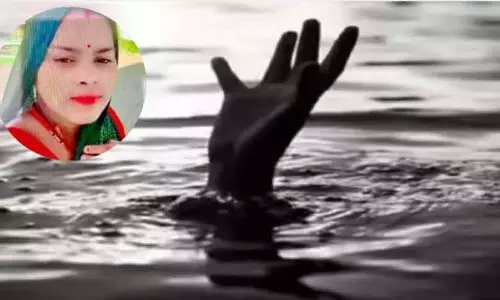 MP : शादी से तंग आकर 22 साल की महिला ने मुरैना में नहर में छलांग लगा दी MP : शादी से तंग आकर 22 साल की महिला ने मुरैना में नहर में छलांग लगा दी