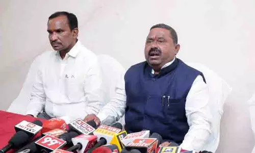 Rajesh की मौत के बारे में जवाब न देने पर अधिकारियों को छह महीने जेल Rajesh की मौत के बारे में जवाब न देने पर अधिकारियों को छह महीने जेल
