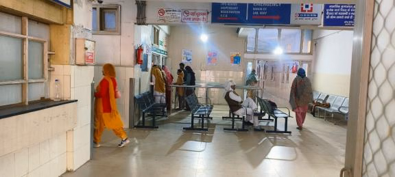 Hisar: नागरिक अस्पताल में मरीजों की चिंता, सुविधाओं का अभाव Hisar: नागरिक अस्पताल में मरीजों की चिंता, सुविधाओं का अभाव