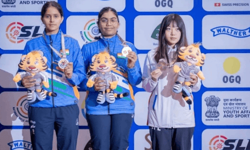Chandigarh: चहक यादव ने 10 मीटर एयर पिस्टल में भारत को दिलाया गोल्ड Chandigarh: चहक यादव ने 10 मीटर एयर पिस्टल में भारत को दिलाया गोल्ड
