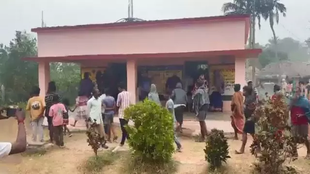 Kendrapara: तीन महीने बंद रहने के बाद आंगनवाड़ी में बच्चे फिर से आने लगे