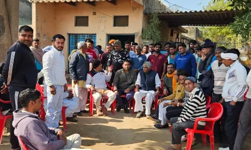 Rohtak: रोहतक के ग्रामीणों ने रोहिंग्या विवाद को बनाया मुद्दा Rohtak: रोहतक के ग्रामीणों ने रोहिंग्या विवाद को बनाया मुद्दा