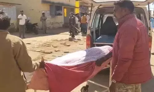 हंसपुर मौत मामला: SDM सहित चार के खिलाफ हत्या का अपराध दर्ज, पुलिस हिरासत में आरोपी