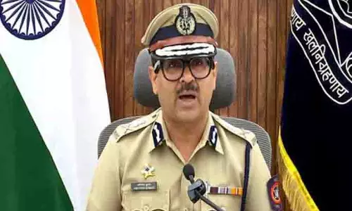 पुणे कमिश्नर ने BJP-कांग्रेस की झड़प के बाद भविष्य में होने वाले विरोध प्रदर्शनों पर रोक लगा दी पुणे कमिश्नर ने BJP-कांग्रेस की झड़प के बाद भविष्य में होने वाले विरोध प्रदर्शनों पर रोक लगा दी