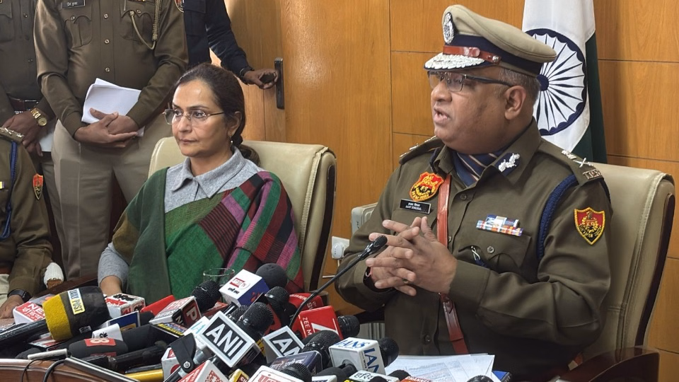 Chandigarh: फर्जी ट्रेडिंग ऐप्स पर हरियाणा पुलिस की सख्त कार्रवाई