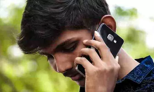 Journalist को फोन पर धमकी! तृणमूल नेता का नाम शामिल Journalist को फोन पर धमकी! तृणमूल नेता का नाम शामिल