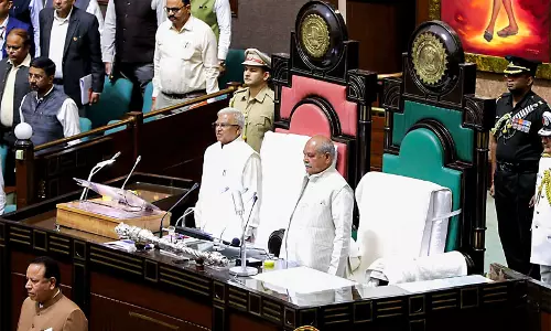 Madhya Pradesh: बजट सत्र के दौरान राज्यपाल के अभिभाषण का कांग्रेस ने विरोध किया