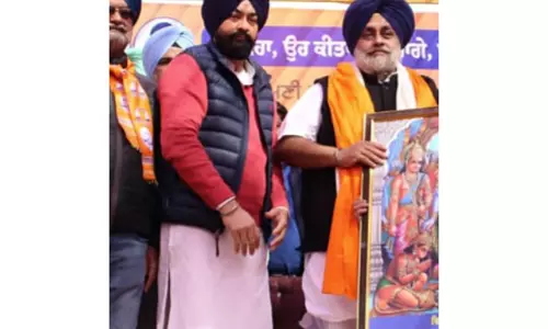 शिरोमणि अकाली दल ने AAP सरकार पर सवाल उठाया: मोगा रैली में क्यों शामिल हुए मुख्य सचिव और डीजीपी?