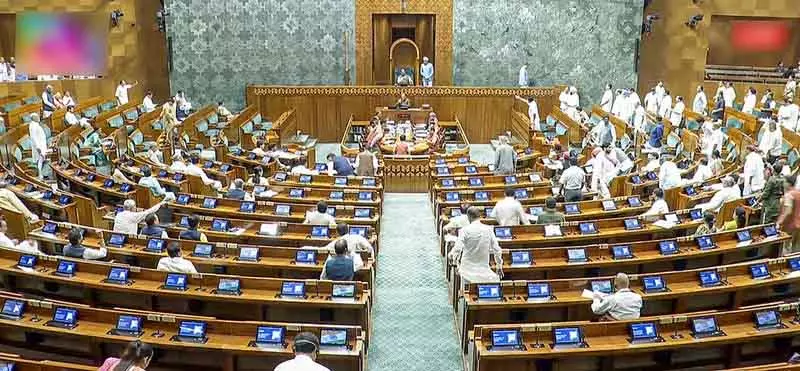 इंदिरा गांधी से राहुल गांधी तक: BJP प्रस्ताव ने सांसदों के निष्कासन पर फिर से ध्यान खींचा इंदिरा गांधी से राहुल गांधी तक: BJP प्रस्ताव ने सांसदों के निष्कासन पर फिर से ध्यान खींचा