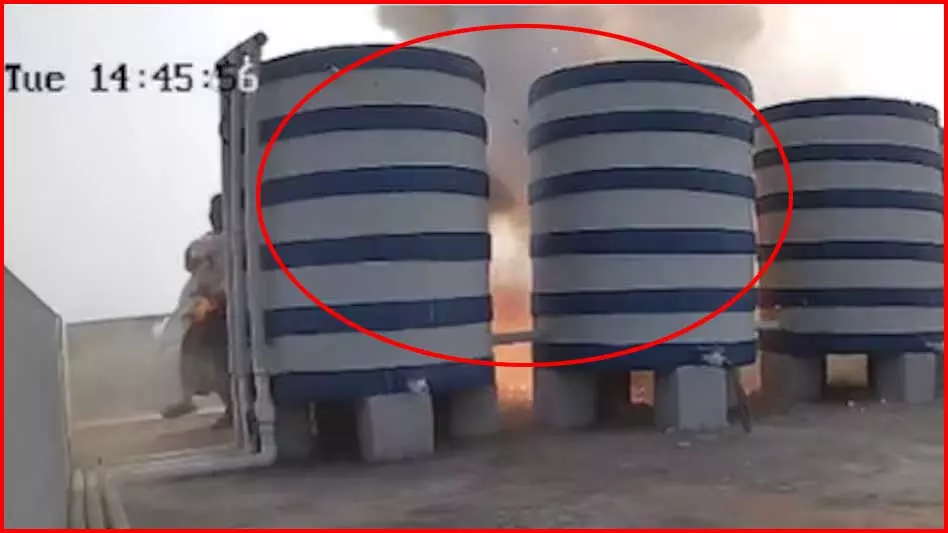 जबरदस्त धमाका LIVE CCTV VIDEO...ये मंजर देख सिहर उठे लोग जबरदस्त धमाका LIVE CCTV VIDEO...ये मंजर देख सिहर उठे लोग
