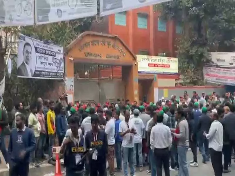 Delhi 3 महीने में राजनीतिक हिंसा में 10 लोग मारे गए: अधिकार समूह Delhi 3 महीने में राजनीतिक हिंसा में 10 लोग मारे गए: अधिकार समूह