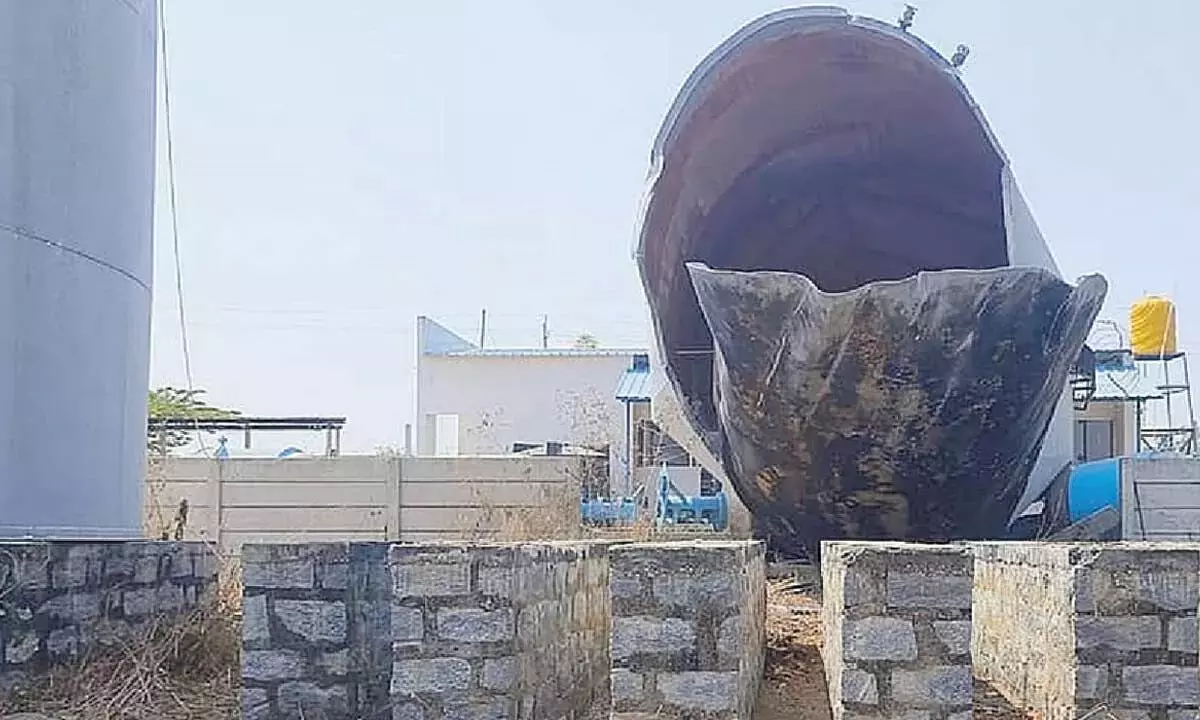 Karnataka: केमिकल टैंक में विस्फोट से दो मज़दूरों की मौत Karnataka: केमिकल टैंक में विस्फोट से दो मज़दूरों की मौत