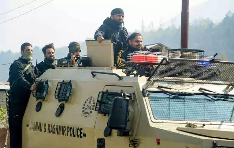 NSG ने J&K पुलिस के लिए काउंटर-IED ट्रेनिंग आयोजित की NSG ने J&K पुलिस के लिए काउंटर-IED ट्रेनिंग आयोजित की