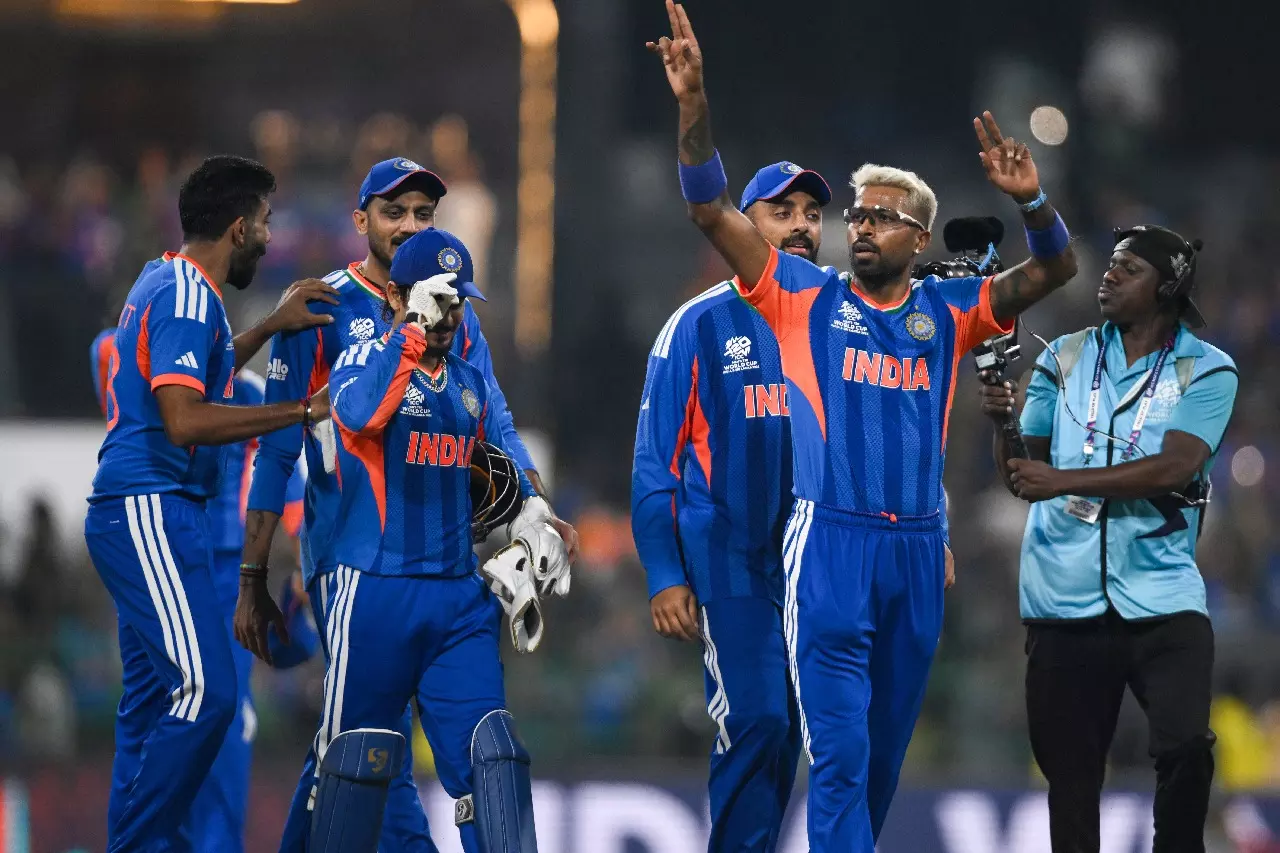 T20 WC: पावर-प्ले में भारत ने पाकिस्तान से मैच छीन लिया: तेंदुलकर T20 WC: पावर-प्ले में भारत ने पाकिस्तान से मैच छीन लिया: तेंदुलकर