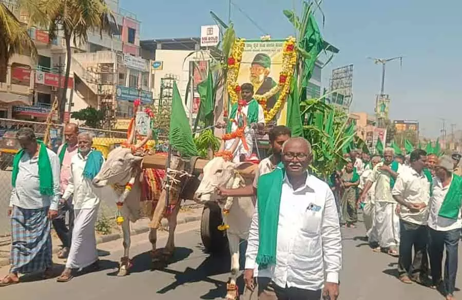 किसानों को उन लोगों के खिलाफ एकजुट होना चाहिए जो उन्हें बांट रहे हैं: Ramachandra Gowda किसानों को उन लोगों के खिलाफ एकजुट होना चाहिए जो उन्हें बांट रहे हैं: Ramachandra Gowda