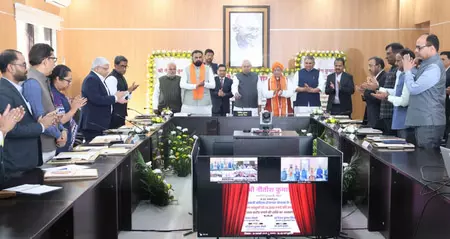 बिहार: मुख्यमंत्री रोजगार योजना में सीएम नीतीश ने 25 लाख महिलाओं के खाते में भेजे 10 हजार रुपये बिहार: मुख्यमंत्री रोजगार योजना में सीएम नीतीश ने 25 लाख महिलाओं के खाते में भेजे 10 हजार रुपये