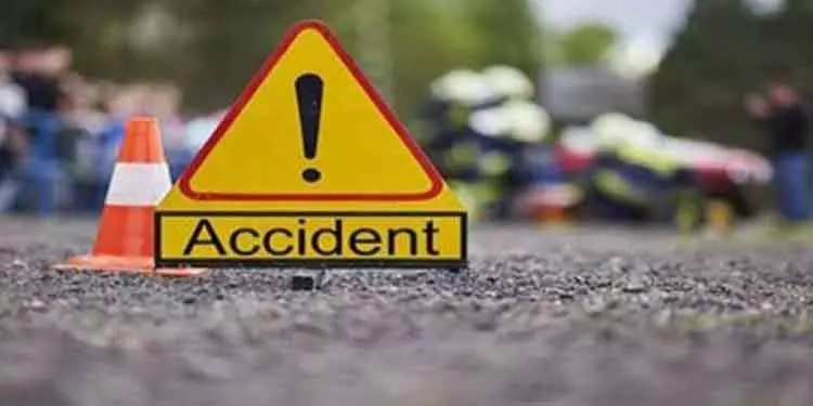 Koraput ओएसआरटीसी बस पलटने से सात लोग घायल Koraput ओएसआरटीसी बस पलटने से सात लोग घायल