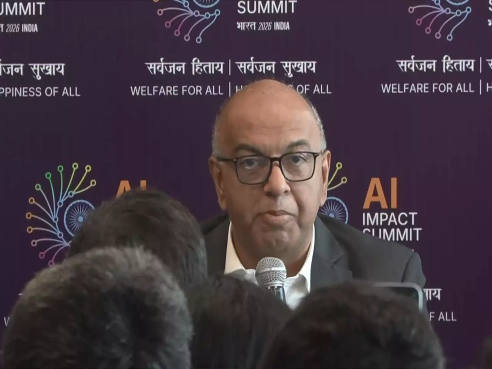 AI से नौकरियां नहीं जाएंगी: संजीव बिखचंदानी AI से नौकरियां नहीं जाएंगी: संजीव बिखचंदानी