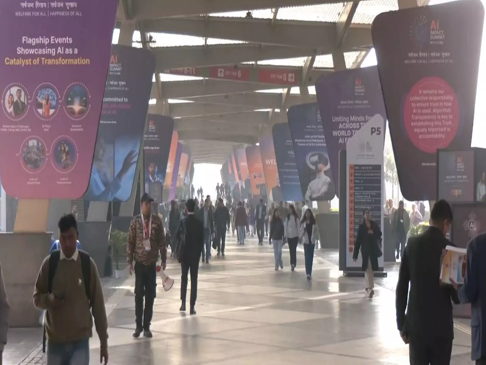 New Delhi: भारत मंडपम इंडिया एआई इम्पैक्ट समिट 2026 के लिए तैयारियां कर रहा New Delhi: भारत मंडपम इंडिया एआई इम्पैक्ट समिट 2026 के लिए तैयारियां कर रहा