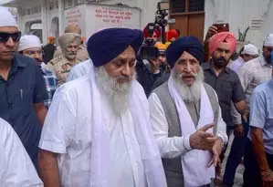 अकाली दल ने AAP पर लगाया सरकारी धन के दुरुपयोग करने का आरोप अकाली दल ने AAP पर लगाया सरकारी धन के दुरुपयोग करने का आरोप