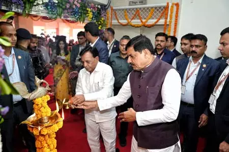 मध्य प्रदेश में 75 सेवाओं के लिए साइबर पंजीयन प्रारंभ: सीएम मोहन यादव मध्य प्रदेश में 75 सेवाओं के लिए साइबर पंजीयन प्रारंभ: सीएम मोहन यादव