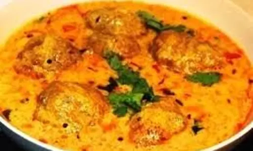 Dubki Recipe: घर पर बनाएं छत्तीसगढ़ की पारंपरिक डुबकी Dubki Recipe: घर पर बनाएं छत्तीसगढ़ की पारंपरिक डुबकी