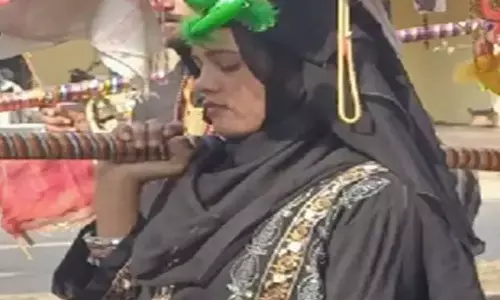 मुस्लिम महिलाओं की ये वीडियो देखकर मौलाना को आया गुस्सा, कौम के लिए गुनाह और नाजायज बताया