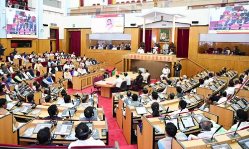 Odisha बजट सत्र: भुवनेश्वर पुलिस ने जांची सुरक्षा तैयारियां, चप्पे-चप्पे पर तैनात रहेंगे सादे कपड़े में सुरक्षाकर्मी