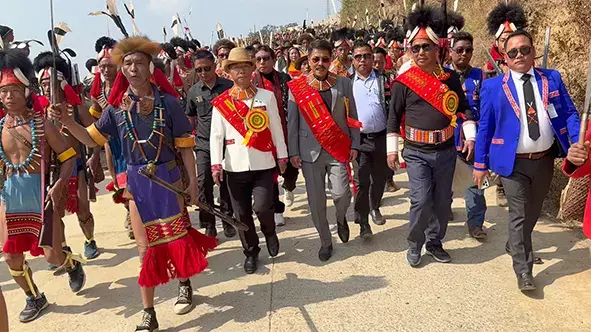 Arunachal: डीसी ने युवाओं से ड्रग्स और शराब से दूर रहने की अपील की