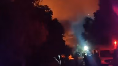 Bhopal: आग और धमाके से शादी की खुशियाँ घबराहट में बदलीं Bhopal: आग और धमाके से शादी की खुशियाँ घबराहट में बदलीं