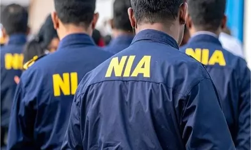 Jammu Kashmir: रिटायर्ड सरकारी कर्मचारी के घर NIA ने की Raid