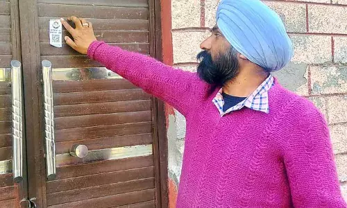 Amritsar के उत्तरी विधानसभा क्षेत्र में घर-घर जाकर कचरा यूजर चार्ज वसूलना शुरू