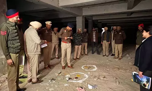 Bathinda में हल्की गोलीबारी के बाद पांच लोग पकड़े गए, एक घायल Bathinda में हल्की गोलीबारी के बाद पांच लोग पकड़े गए, एक घायल