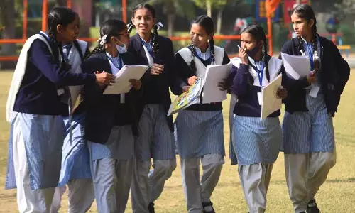 दसवीं क्लास की CBSE, ICSE बोर्ड परीक्षाएं आज से शुरू, स्कूल सुरक्षा और मदद सुनिश्चित करेंगे दसवीं क्लास की CBSE, ICSE बोर्ड परीक्षाएं आज से शुरू, स्कूल सुरक्षा और मदद सुनिश्चित करेंगे