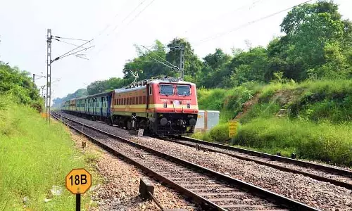 Bengaluru : नयनदहल्ली स्टेशन पर इन 4 ट्रेनों का अतिरिक्त स्टॉप Bengaluru : नयनदहल्ली स्टेशन पर इन 4 ट्रेनों का अतिरिक्त स्टॉप