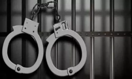 Delhi पुलिस ने हिमांशु भाऊ गैंग के दो सदस्य गिरफ्तार, हथियारों का जखीरा जब्त