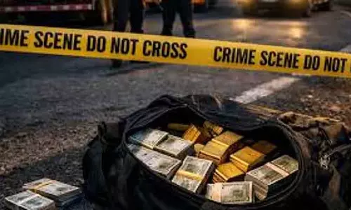 Bangalore : पुलिस की वर्दी में घर में घुसकर ₹20 लाख की लूट