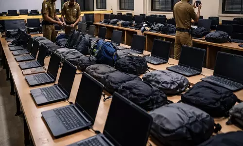 Hyderabad यूनिवर्सिटी से 60 लैपटॉप चोरी करने के आरोप में तीन छात्र गिरफ्तार Hyderabad यूनिवर्सिटी से 60 लैपटॉप चोरी करने के आरोप में तीन छात्र गिरफ्तार