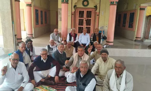 Haryana  : रिटायर्ड कर्मचारियों ने सरकार पर उनके प्रति ‘पक्षपात’ का आरोप लगाया