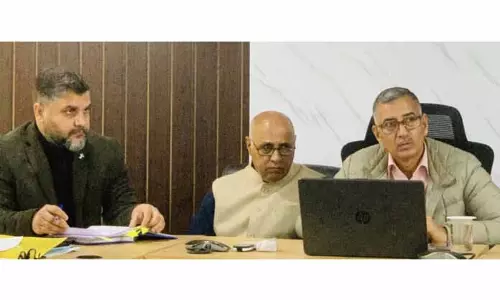 डीसी कठुआ ने कैपेक्स, MLA-CDS और SASCI योजनाओं के तहत प्रगति की समीक्षा की