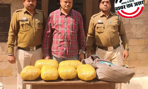 पान दुकान के पास गांजा तस्करी नाकाम, गंज इलाके में पकड़ाया तस्कर