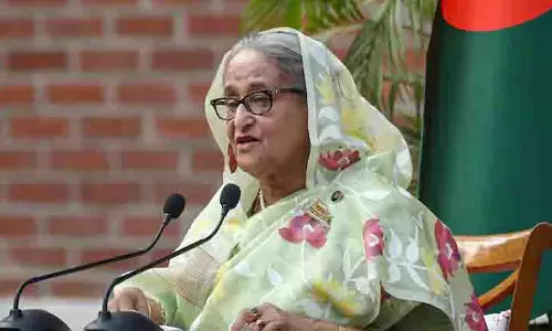 भारत किसी भी तरह से उसे प्रत्यर्पित नहीं करेगा’: हसीना का मुद्दा Bangladesh के साथ संबंधों को क्यों नहीं हिलाएगा भारत किसी भी तरह से उसे प्रत्यर्पित नहीं करेगा’: हसीना का मुद्दा Bangladesh के साथ संबंधों को क्यों नहीं हिलाएगा