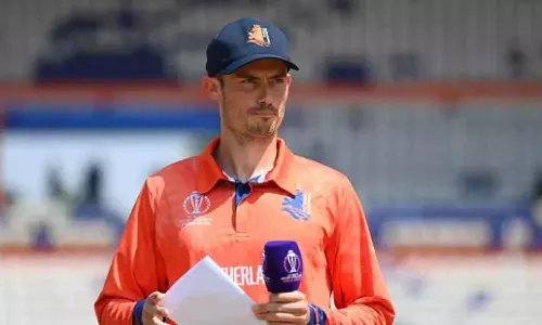 Netherlands कप्तान एडवर्ड्स ने टेस्ट देशों के खिलाफ सीमित मौके पर दुख जताया Netherlands कप्तान एडवर्ड्स ने टेस्ट देशों के खिलाफ सीमित मौके पर दुख जताया