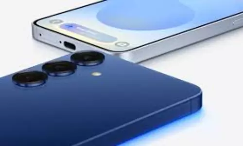 Samsung Galaxy S26 Ultra में मिल सकता है 12 मेगापिक्सल फ्रंट कैमरा Samsung Galaxy S26 Ultra में मिल सकता है 12 मेगापिक्सल फ्रंट कैमरा