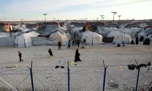 Syria ने अल-होल कैंप खाली करने की प्रक्रिया शुरू की Syria ने अल-होल कैंप खाली करने की प्रक्रिया शुरू की