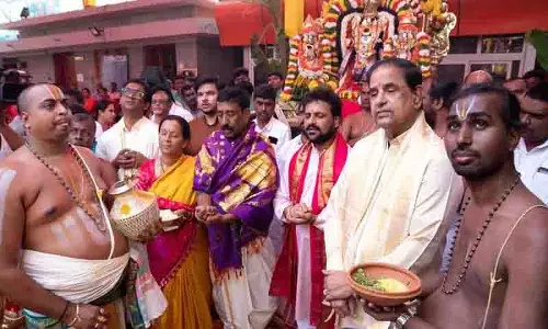 Hyderaba के जुबली हिल्स वेंकटेश्वर स्वामी मंदिर में सालाना ब्रह्मोत्सव शुरू हो गया Hyderaba के जुबली हिल्स वेंकटेश्वर स्वामी मंदिर में सालाना ब्रह्मोत्सव शुरू हो गया