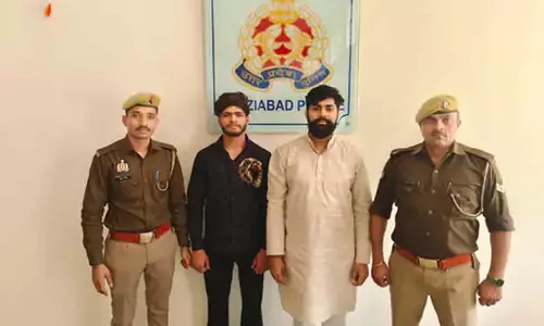 मुस्लिम युवक को हिंदू रक्षा दल कार्यकर्ताओं ने कमरे में पीटा, गिरफ्तार
