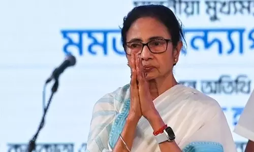 Kolkata: निलंबित AERO को लेकर ममता का निर्देश